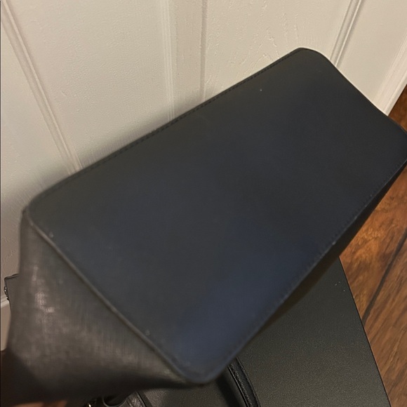 Michael Kors Black Leather Tote & Dust Bag - Picture 10 of 10